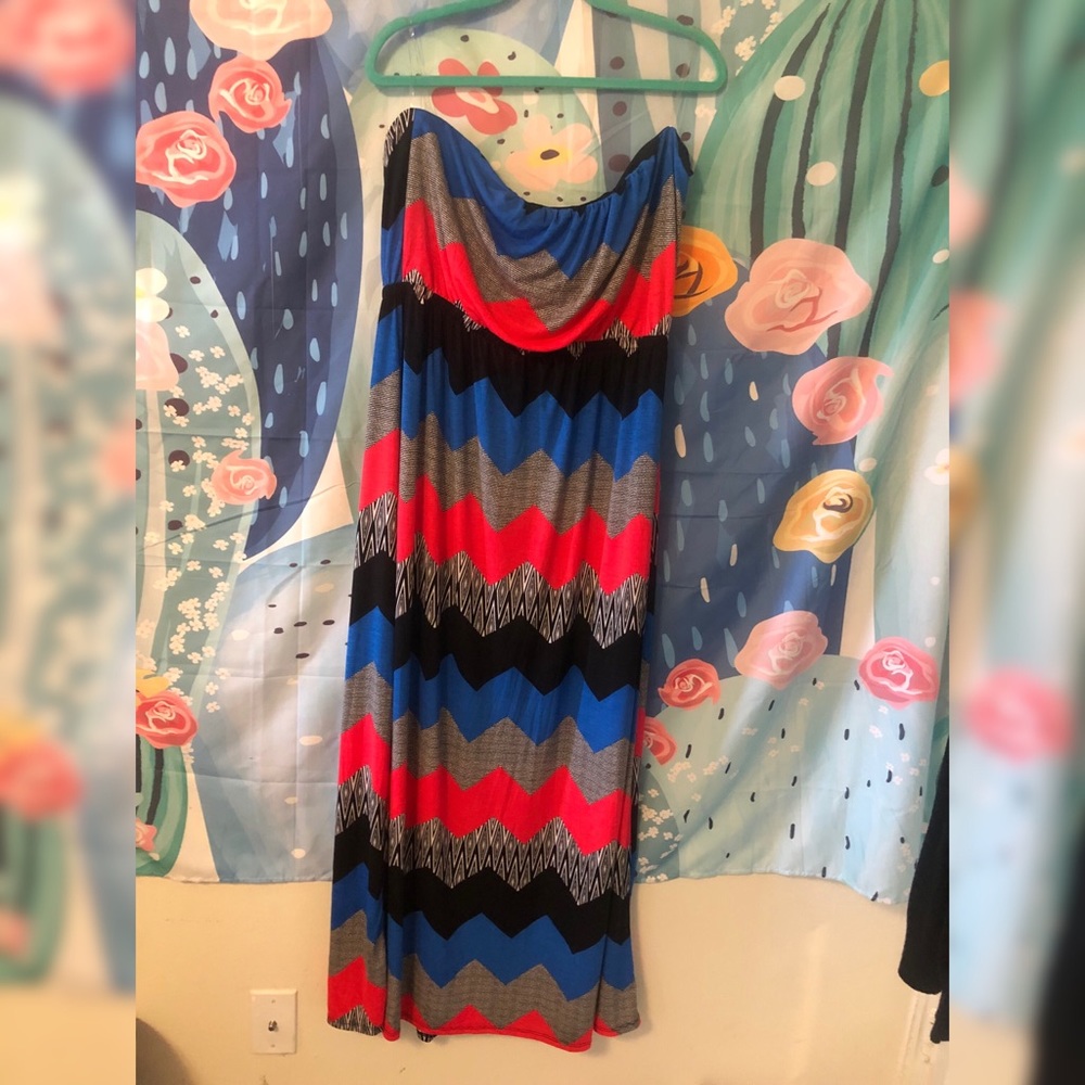 Strapless Maxi